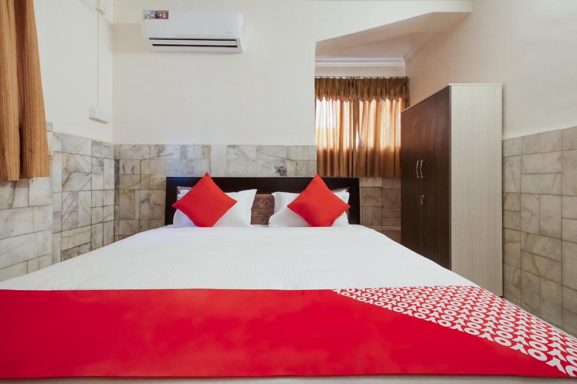 Super Hotel O Holiday Rani Gunj Opp Punjab National Bank Secundurabad Exterior foto