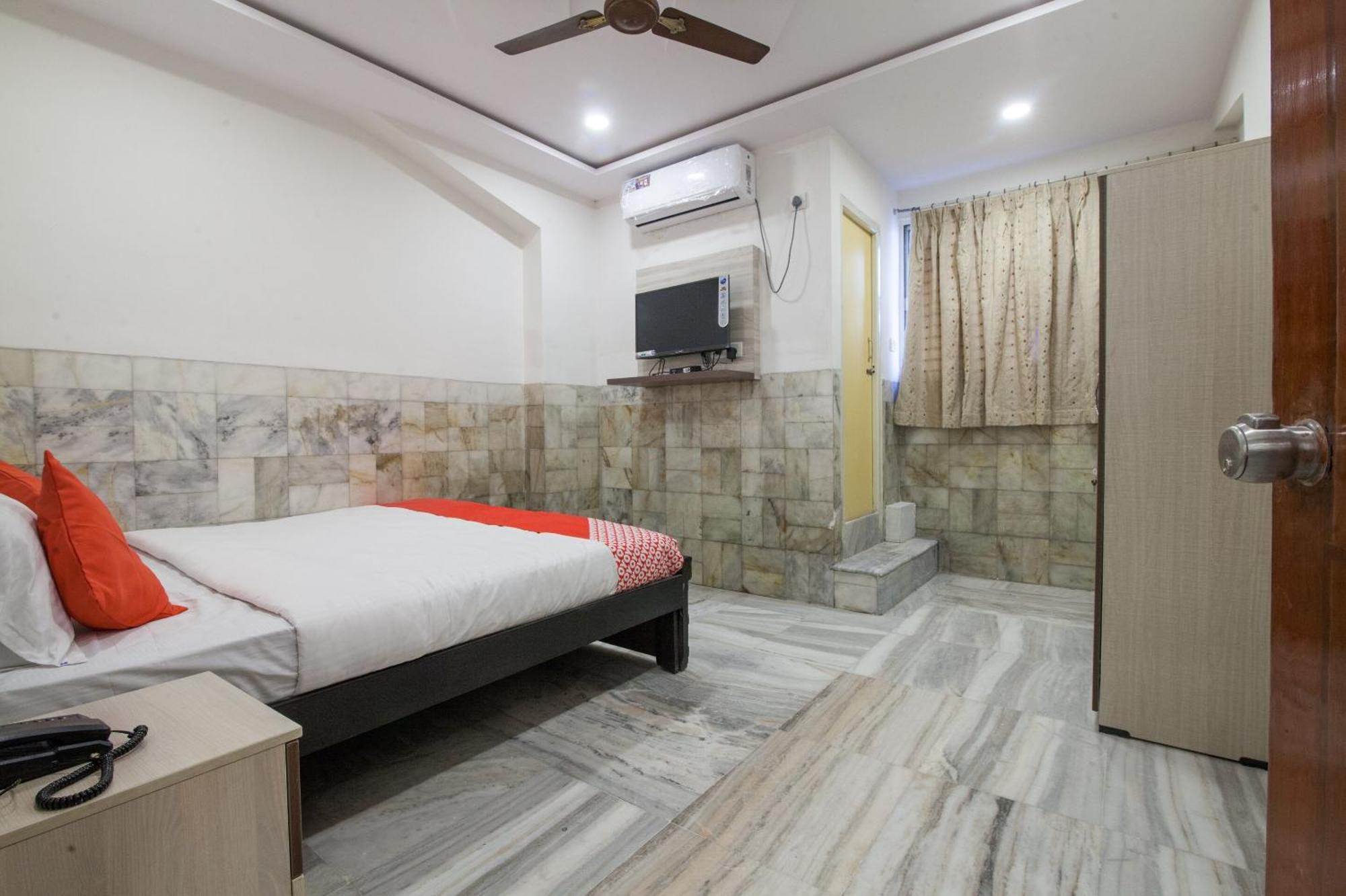 Super Hotel O Holiday Rani Gunj Opp Punjab National Bank Secundurabad Exterior foto