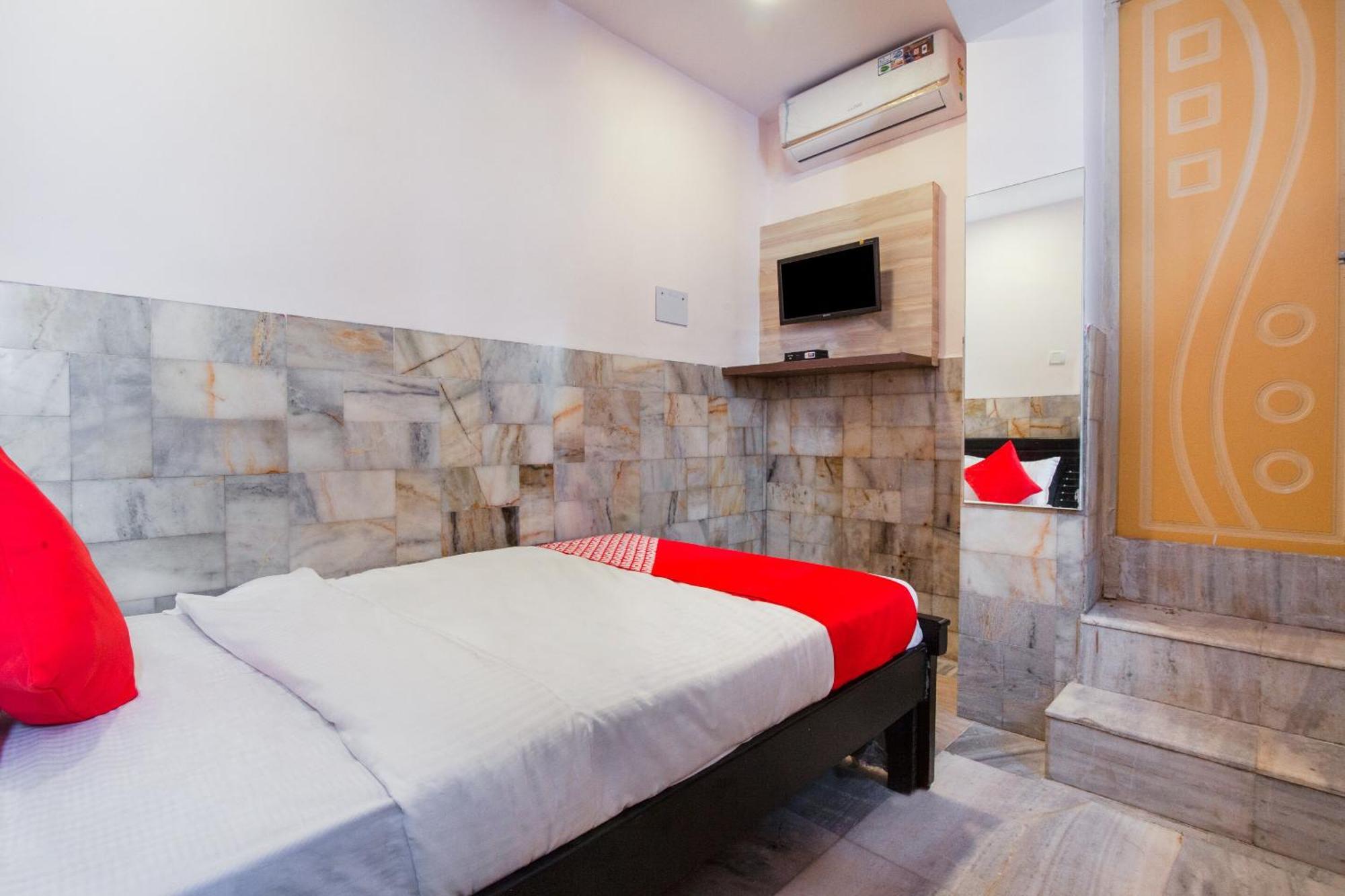 Super Hotel O Holiday Rani Gunj Opp Punjab National Bank Secundurabad Exterior foto