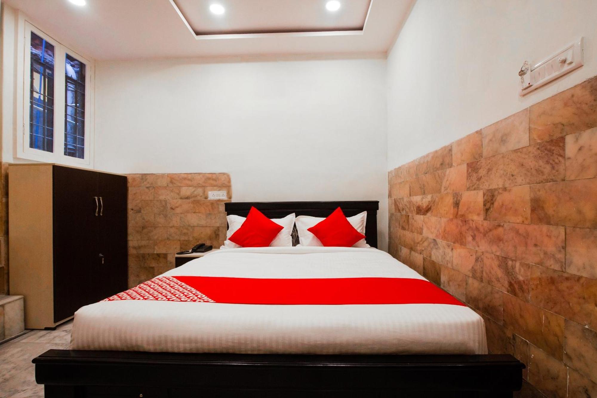 Super Hotel O Holiday Rani Gunj Opp Punjab National Bank Secundurabad Exterior foto